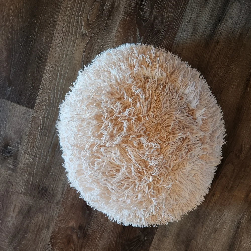 Fuzzy Hide-away Comfy Pet Cat Bed